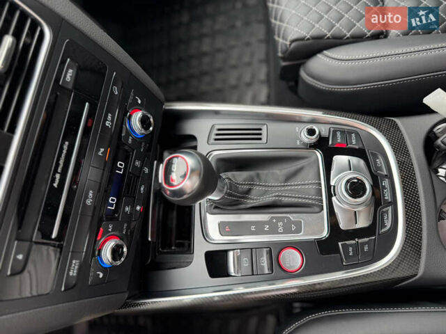 Серый Ауди SQ5, объемом двигателя 2.97 л и пробегом 271 тыс. км за 29200 $, фото 14 на Automoto.ua