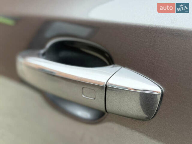 Серый Ауди SQ5, объемом двигателя 2.97 л и пробегом 271 тыс. км за 29200 $, фото 9 на Automoto.ua