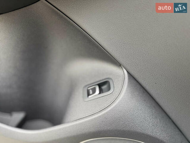 Серый Ауди SQ5, объемом двигателя 2.97 л и пробегом 271 тыс. км за 29200 $, фото 27 на Automoto.ua