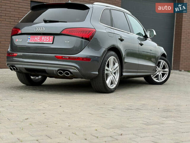Серый Ауди SQ5, объемом двигателя 2.97 л и пробегом 271 тыс. км за 29200 $, фото 6 на Automoto.ua