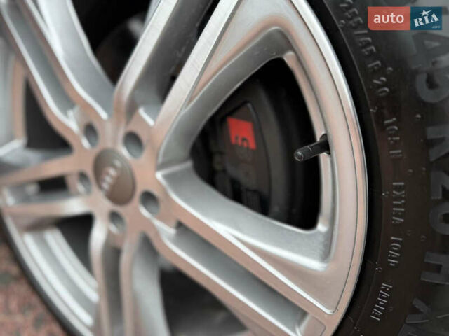 Серый Ауди SQ5, объемом двигателя 2.97 л и пробегом 271 тыс. км за 29200 $, фото 33 на Automoto.ua