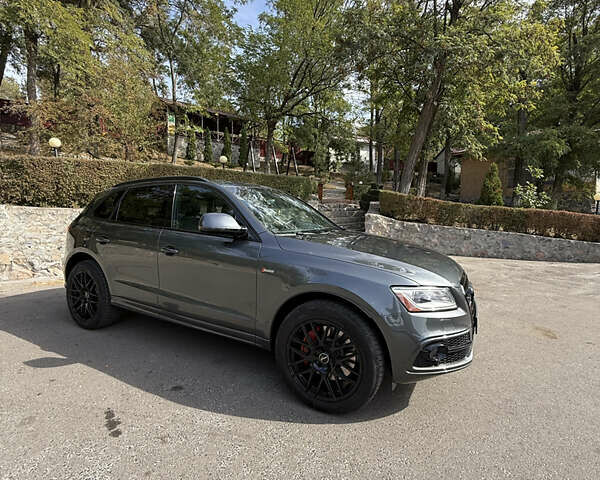 Серый Ауди SQ5, объемом двигателя 3 л и пробегом 199 тыс. км за 21500 $, фото 2 на Automoto.ua