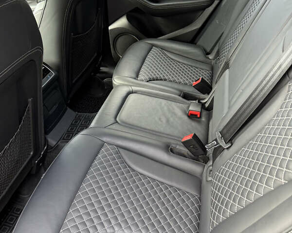 Серый Ауди SQ5, объемом двигателя 3 л и пробегом 199 тыс. км за 21500 $, фото 11 на Automoto.ua