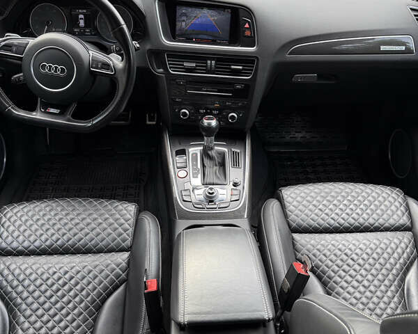 Серый Ауди SQ5, объемом двигателя 3 л и пробегом 199 тыс. км за 21500 $, фото 5 на Automoto.ua