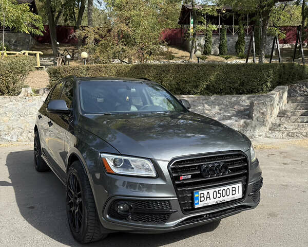 Серый Ауди SQ5, объемом двигателя 3 л и пробегом 199 тыс. км за 21500 $, фото 1 на Automoto.ua