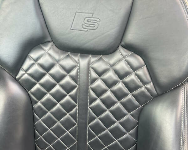 Сірий Ауді SQ5, об'ємом двигуна 3 л та пробігом 142 тис. км за 32500 $, фото 30 на Automoto.ua
