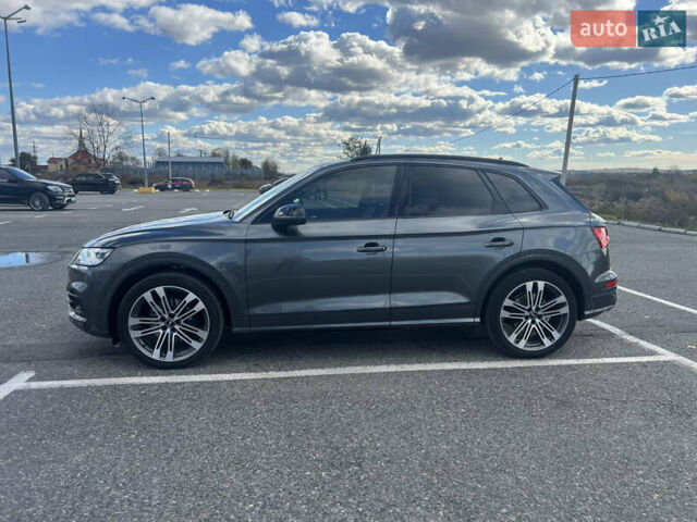 Сірий Ауді SQ5, об'ємом двигуна 3 л та пробігом 142 тис. км за 32500 $, фото 2 на Automoto.ua