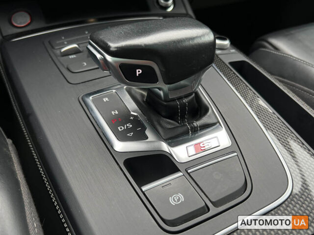Ауди SQ5 2017 в Львове на Automoto.ua Серый Ауди SQ5, объемом двигателя 3 л и пробегом 145 тыс. км за 33999 $, фото 19 на Automoto.ua