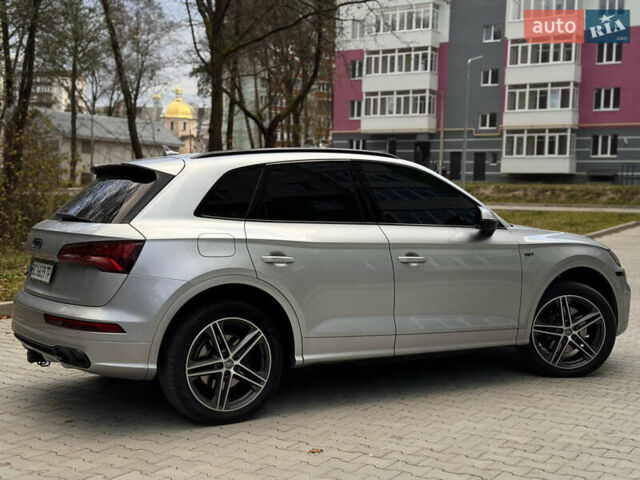 Серый Ауди SQ5, объемом двигателя 3 л и пробегом 159 тыс. км за 32000 $, фото 5 на Automoto.ua