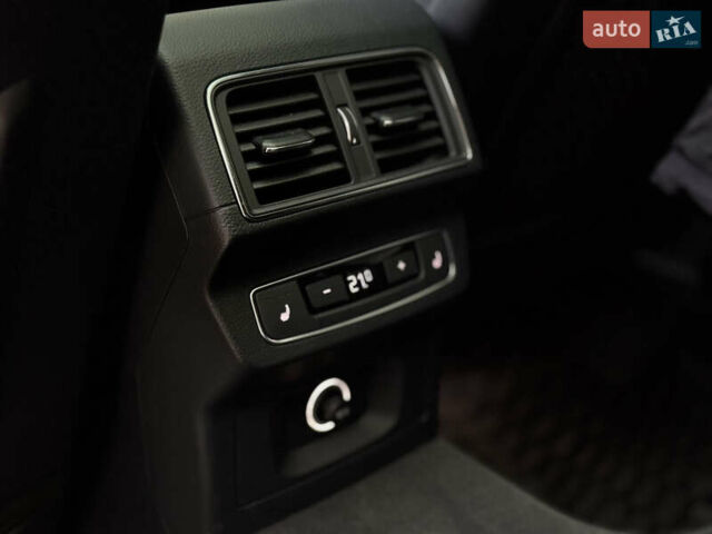 Серый Ауди SQ5, объемом двигателя 3 л и пробегом 159 тыс. км за 32000 $, фото 37 на Automoto.ua