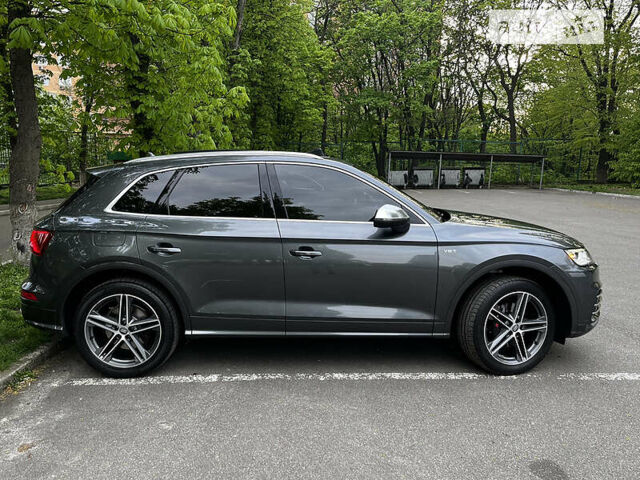 Сірий Ауді SQ5, об'ємом двигуна 3 л та пробігом 103 тис. км за 38500 $, фото 18 на Automoto.ua