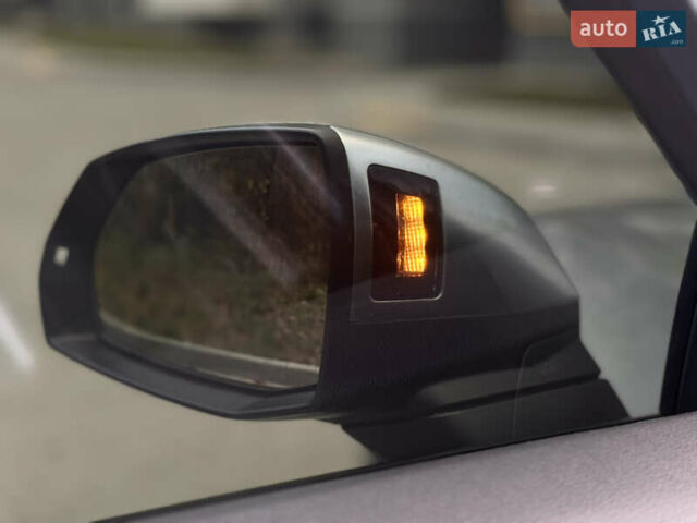 Серый Ауди SQ5, объемом двигателя 3 л и пробегом 159 тыс. км за 32000 $, фото 23 на Automoto.ua