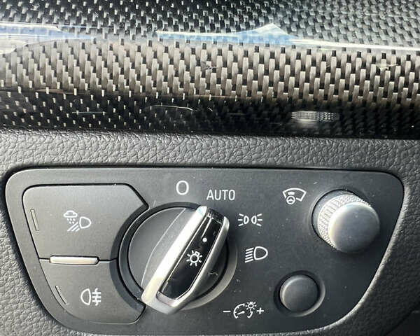 Сірий Ауді SQ5, об'ємом двигуна 3 л та пробігом 142 тис. км за 32500 $, фото 20 на Automoto.ua