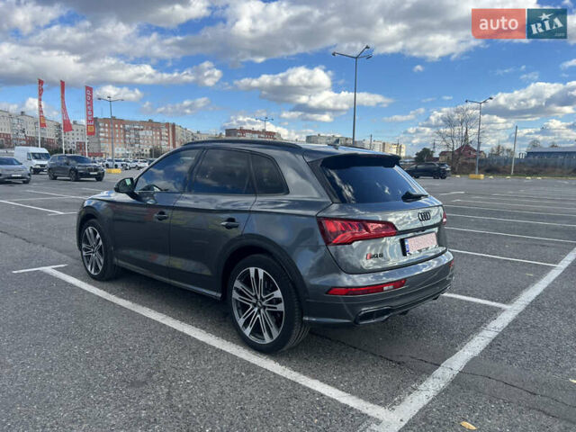 Сірий Ауді SQ5, об'ємом двигуна 3 л та пробігом 142 тис. км за 32500 $, фото 3 на Automoto.ua
