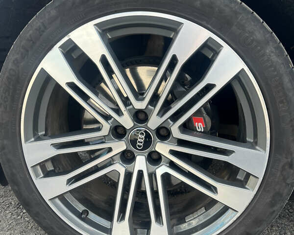 Сірий Ауді SQ5, об'ємом двигуна 3 л та пробігом 142 тис. км за 32500 $, фото 8 на Automoto.ua