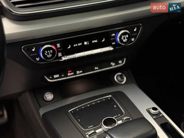 Серый Ауди SQ5, объемом двигателя 3 л и пробегом 159 тыс. км за 32000 $, фото 27 на Automoto.ua