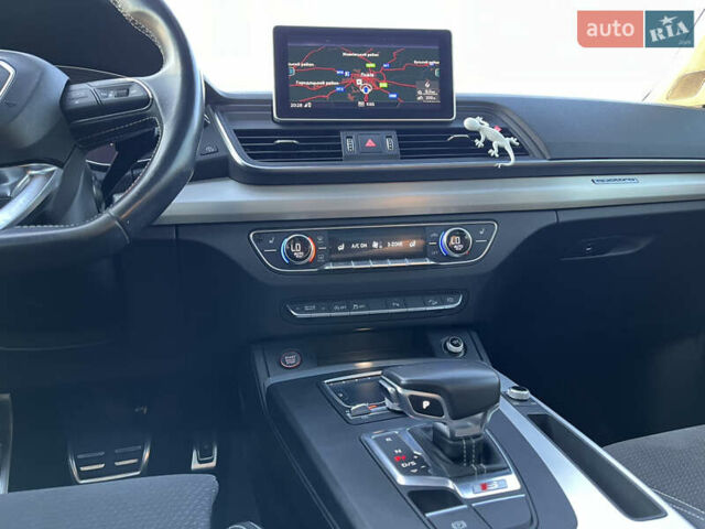 Серый Ауди SQ5, объемом двигателя 3 л и пробегом 78 тыс. км за 27900 $, фото 48 на Automoto.ua