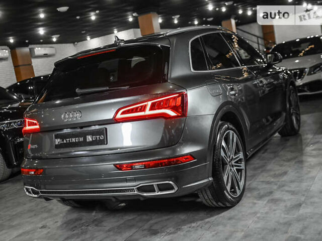 Сірий Ауді SQ5, об'ємом двигуна 3 л та пробігом 88 тис. км за 38000 $, фото 10 на Automoto.ua