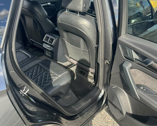 Сірий Ауді SQ5, об'ємом двигуна 3 л та пробігом 142 тис. км за 32500 $, фото 33 на Automoto.ua
