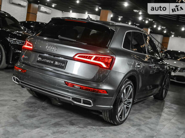 Сірий Ауді SQ5, об'ємом двигуна 3 л та пробігом 88 тис. км за 38000 $, фото 11 на Automoto.ua