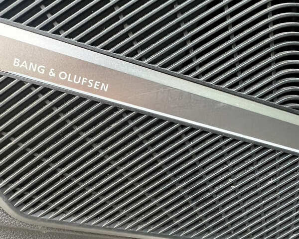 Сірий Ауді SQ5, об'ємом двигуна 3 л та пробігом 142 тис. км за 32500 $, фото 18 на Automoto.ua