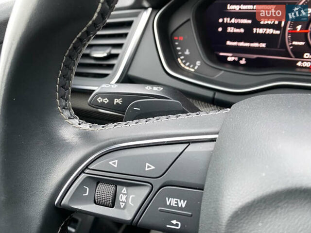 Сірий Ауді SQ5, об'ємом двигуна 3 л та пробігом 142 тис. км за 29300 $, фото 5 на Automoto.ua