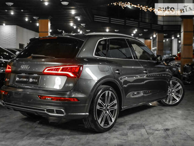 Сірий Ауді SQ5, об'ємом двигуна 3 л та пробігом 88 тис. км за 38000 $, фото 62 на Automoto.ua