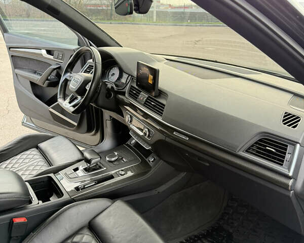 Сірий Ауді SQ5, об'ємом двигуна 3 л та пробігом 159 тис. км за 29999 $, фото 28 на Automoto.ua