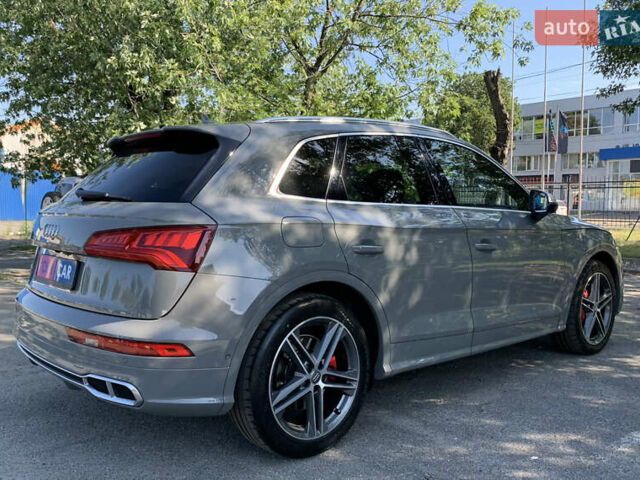 Сірий Ауді SQ5, об'ємом двигуна 3 л та пробігом 69 тис. км за 41999 $, фото 22 на Automoto.ua