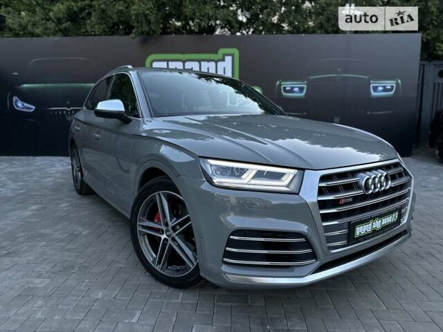 Сірий Ауді SQ5, об'ємом двигуна 3 л та пробігом 65 тис. км за 38500 $, фото 1 на Automoto.ua