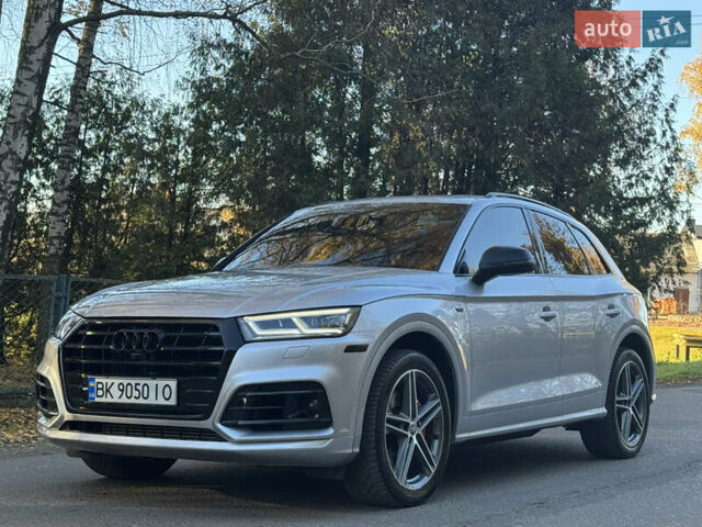 Серый Ауди SQ5, объемом двигателя 3 л и пробегом 42 тыс. км за 27100 $, фото 5 на Automoto.ua