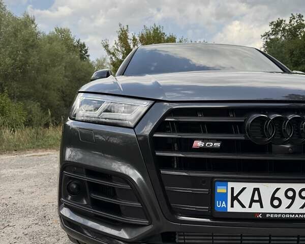 Серый Ауди SQ5, объемом двигателя 3 л и пробегом 21 тыс. км за 44999 $, фото 2 на Automoto.ua