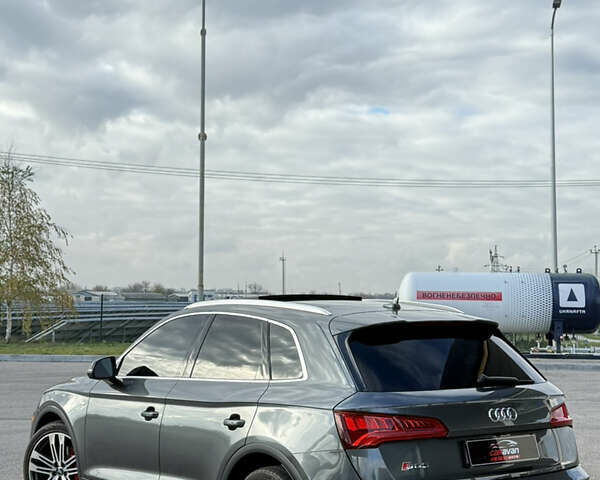 Сірий Ауді SQ5, об'ємом двигуна 3 л та пробігом 159 тис. км за 29999 $, фото 7 на Automoto.ua