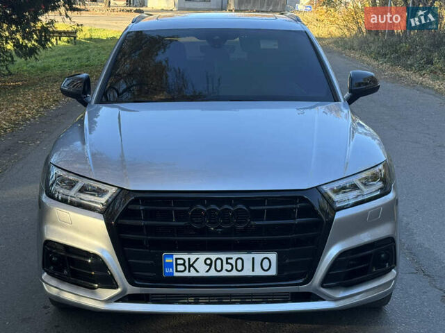 Серый Ауди SQ5, объемом двигателя 3 л и пробегом 42 тыс. км за 27100 $, фото 9 на Automoto.ua