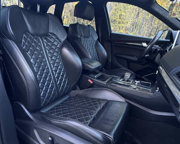 Серый Ауди SQ5, объемом двигателя 3 л и пробегом 42 тыс. км за 27100 $, фото 54 на Automoto.ua