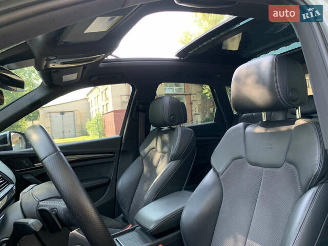 Сірий Ауді SQ5, об'ємом двигуна 3 л та пробігом 69 тис. км за 41999 $, фото 33 на Automoto.ua