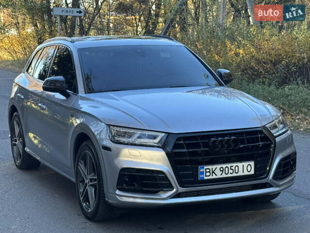 Серый Ауди SQ5, объемом двигателя 3 л и пробегом 42 тыс. км за 27100 $, фото 13 на Automoto.ua