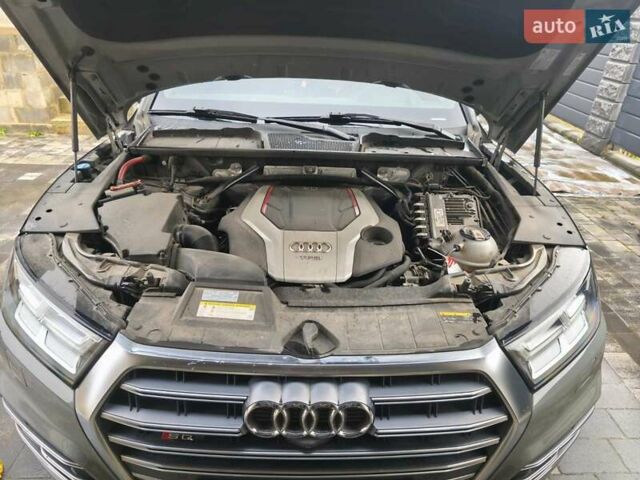Серый Ауди SQ5, объемом двигателя 3 л и пробегом 218 тыс. км за 31500 $, фото 12 на Automoto.ua