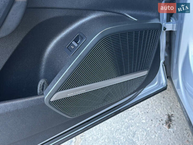 Серый Ауди SQ5, объемом двигателя 3 л и пробегом 42 тыс. км за 27100 $, фото 46 на Automoto.ua