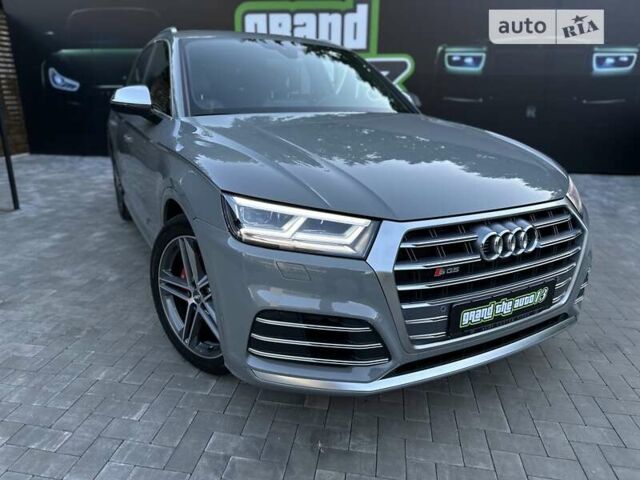 Сірий Ауді SQ5, об'ємом двигуна 3 л та пробігом 65 тис. км за 38500 $, фото 2 на Automoto.ua