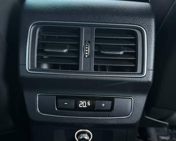 Серый Ауди SQ5, объемом двигателя 3 л и пробегом 42 тыс. км за 27100 $, фото 56 на Automoto.ua