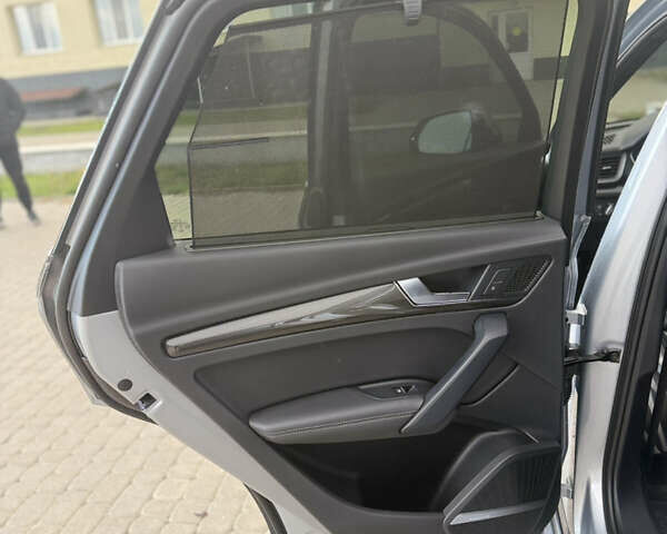 Ауди SQ5 2018 в Теплике на Automoto.ua Серый Ауди SQ5, объемом двигателя 3 л и пробегом 134 тыс. км за 27200 $, фото 31 на Automoto.ua