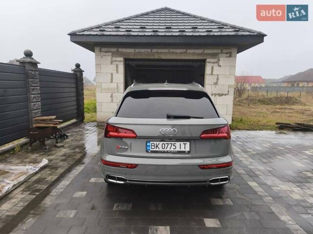 Серый Ауди SQ5, объемом двигателя 3 л и пробегом 218 тыс. км за 31500 $, фото 4 на Automoto.ua
