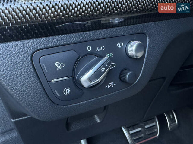 Серый Ауди SQ5, объемом двигателя 3 л и пробегом 42 тыс. км за 27100 $, фото 59 на Automoto.ua