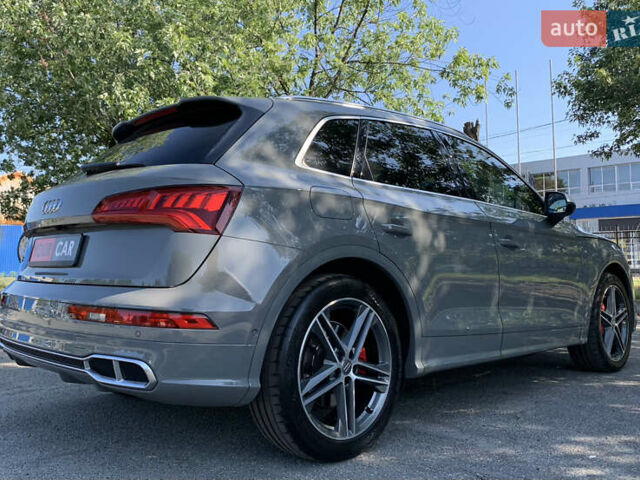 Сірий Ауді SQ5, об'ємом двигуна 3 л та пробігом 69 тис. км за 41999 $, фото 21 на Automoto.ua