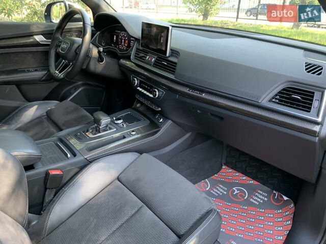 Сірий Ауді SQ5, об'ємом двигуна 3 л та пробігом 69 тис. км за 41999 $, фото 39 на Automoto.ua