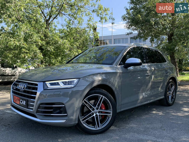 Сірий Ауді SQ5, об'ємом двигуна 3 л та пробігом 69 тис. км за 41999 $, фото 4 на Automoto.ua