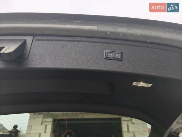 Серый Ауди SQ5, объемом двигателя 3 л и пробегом 218 тыс. км за 31500 $, фото 16 на Automoto.ua