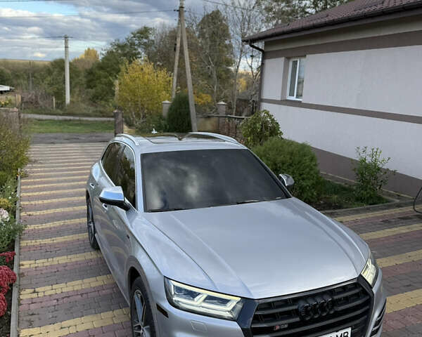 Ауди SQ5 2018 в Теплике на Automoto.ua Серый Ауди SQ5, объемом двигателя 3 л и пробегом 134 тыс. км за 27200 $, фото 2 на Automoto.ua