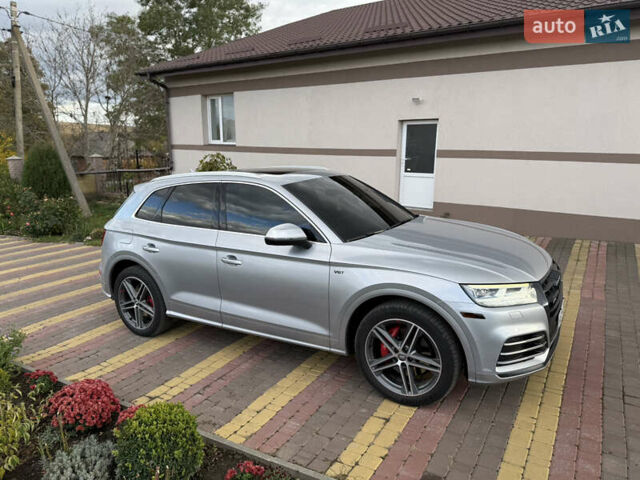 Ауди SQ5 2018 в Теплике на Automoto.ua Серый Ауди SQ5, объемом двигателя 3 л и пробегом 134 тыс. км за 27200 $, фото 12 на Automoto.ua
